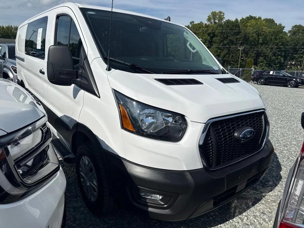 ford transit van 2025 1FTBR1Y85SKA55579 image ford transit van 2025 1FTBR1Y85SKA55579 image